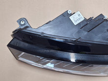 Laden Sie das Bild in den Galerie-Viewer, Frontscheinwerfer Skoda Octavia IV 5E4941015B Links Scheinwerfer Headlight SCH9191462934hk