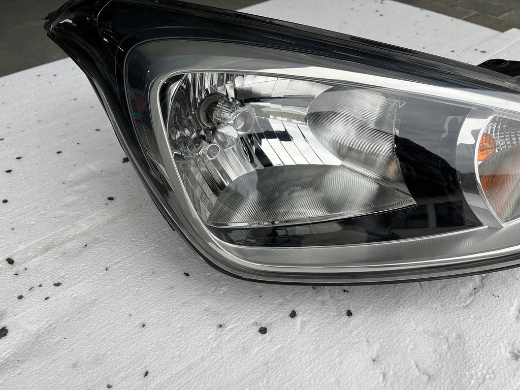 Frontscheinwerfer Hyundai I10 92102-B9000 Rechts Scheinwerfer Headlight