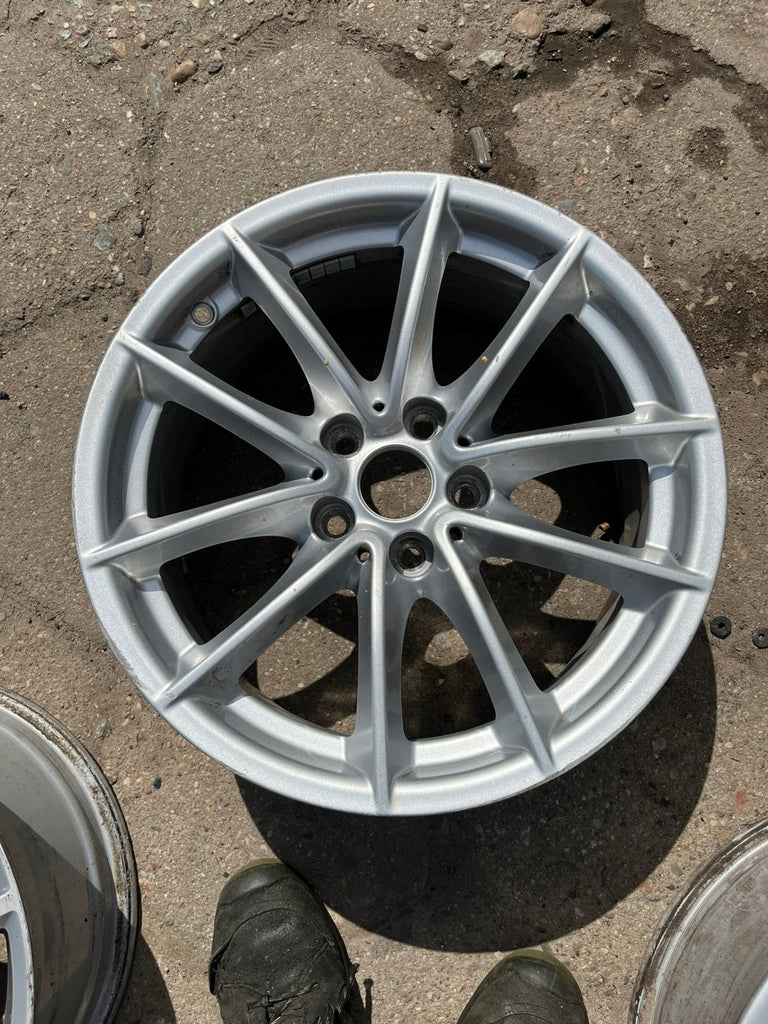 1x Alufelge 17 Zoll 7.5" 5x112 27ET Glanz Silber 6868217 BMW G30 Rim Wheel FEL5147231578md