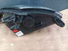 Laden Sie das Bild in den Galerie-Viewer, Frontscheinwerfer Citroën C6 0301221281 9660983380 Xenon Links Headlight