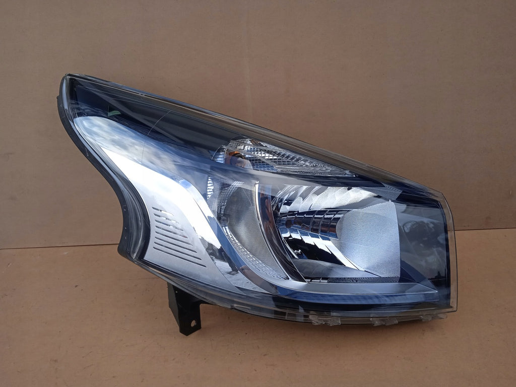 Frontscheinwerfer Renault Trafic III 260105469R LED Rechts Headlight