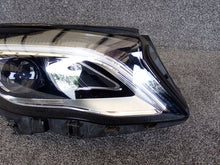 Load image into Gallery viewer, Frontscheinwerfer Mercedes-Benz Gla A1569067000 LED Rechts Headlight