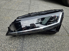 Laden Sie das Bild in den Galerie-Viewer, Frontscheinwerfer Skoda Superb III 3V1941015D LED Links Scheinwerfer Headlight