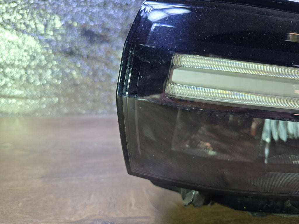 Frontscheinwerfer Dacia Duster 260603515R LED Ein Stück (Rechts oder Links)