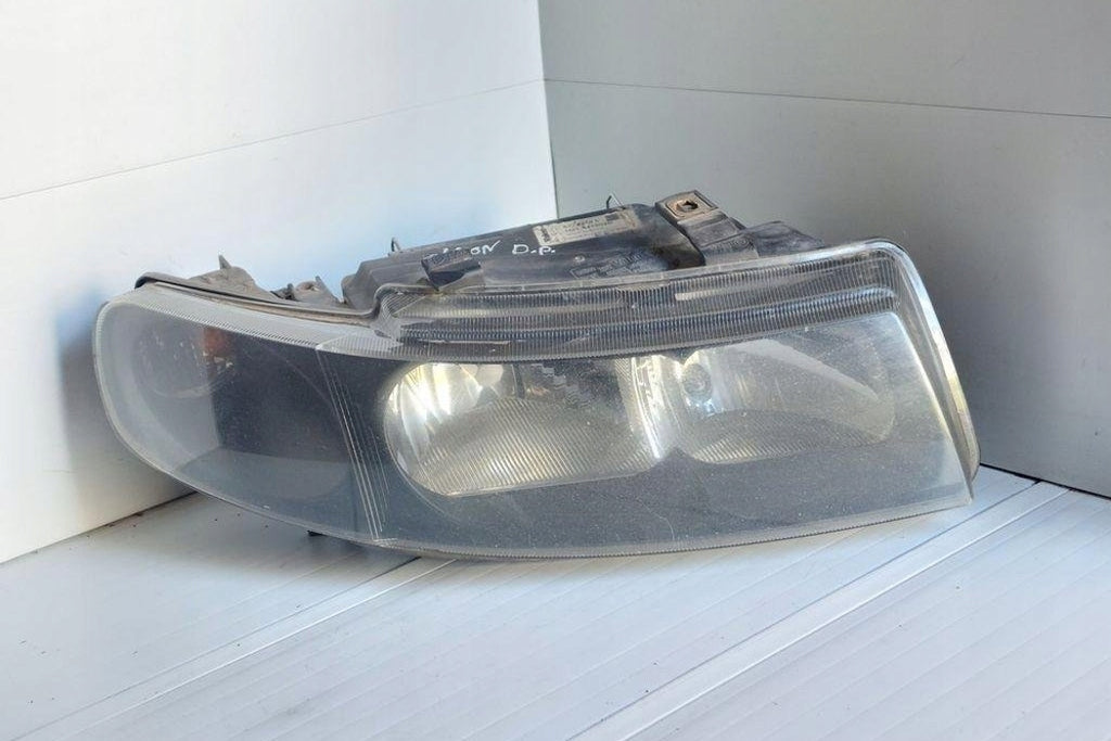 Frontscheinwerfer Seat Leon 1M1941002D Rechts Scheinwerfer Headlight