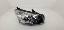 Laden Sie das Bild in den Galerie-Viewer, Frontscheinwerfer Toyota Rav 4 III Rechts Scheinwerfer Headlight SCH2520483671ri