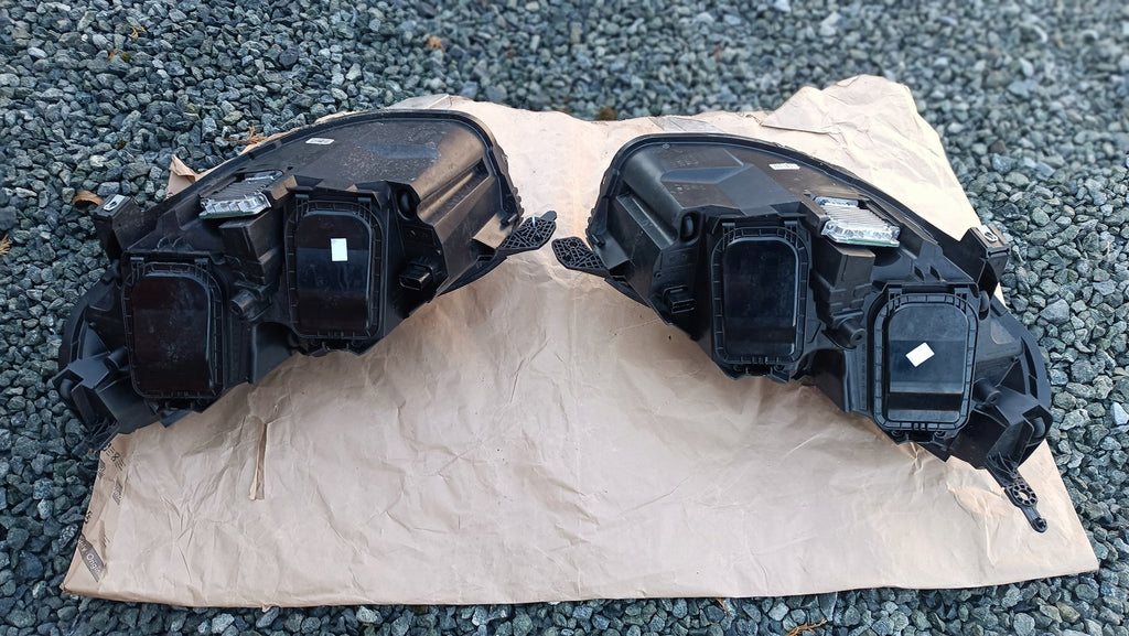 Frontscheinwerfer Opel Zafira Vivaro 9832836480-00 Xenon Rechts Headlight