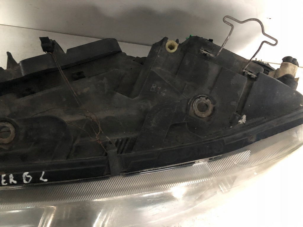 Frontscheinwerfer Skoda Superb Links Scheinwerfer Headlight