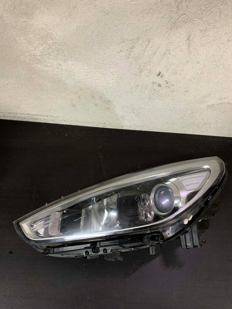Frontscheinwerfer Hyundai I30 III G4921-22010 Links Scheinwerfer Headlight SCH3255005196di