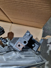 Laden Sie das Bild in den Galerie-Viewer, Frontscheinwerfer Mazda 6 Gh Xenon Rechts Scheinwerfer Headlight SCH2107296984xv