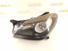 Laden Sie das Bild in den Galerie-Viewer, Frontscheinwerfer Mercedes-Benz Slk R172 A1728204561 Links Headlight SCH9074318173xo