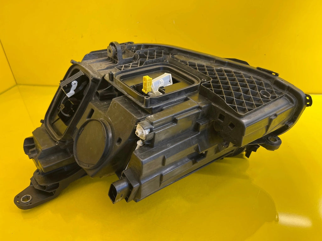 Frontscheinwerfer Mercedes-Benz W213 A2139067606 LED Rechts Headlight SCH5028781606ig