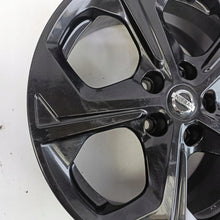 Laden Sie das Bild in den Galerie-Viewer, 1x Alufelge 17 Zoll 7.0" 5x114.3 45ET Glanz Schwarz KE409-4C200 Nissan Juke FEL1669046466ck