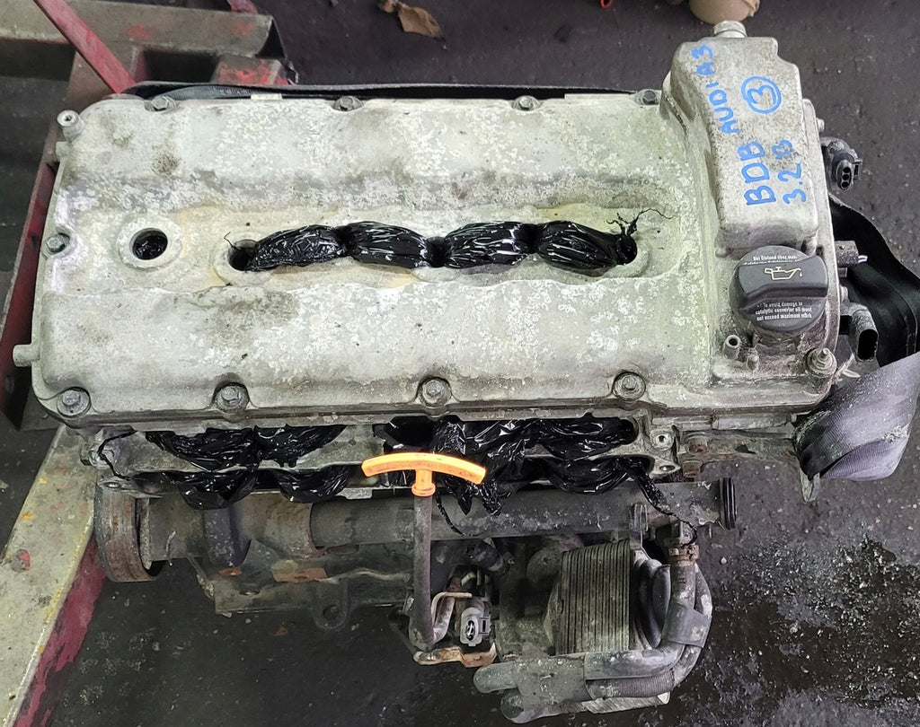 Motor Audi Quattro BDB 3.2 250PS 184kW 2004 Benzin Engine Unkomplett