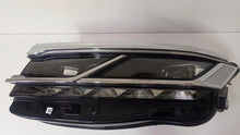 Laden Sie das Bild in den Galerie-Viewer, Frontscheinwerfer Skoda III Touareg Cr7 761941081 LED Links Headlight SCH9110138268rx