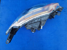 Load image into Gallery viewer, Frontscheinwerfer Mitsubishi L200 8301D153 Ein Stück (Rechts oder Links)