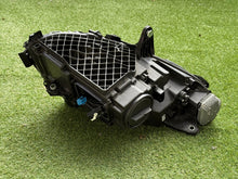 Laden Sie das Bild in den Galerie-Viewer, Frontscheinwerfer Mercedes-Benz Eqc A2939062701 Full LED Links Headlight SCH6093932417lx