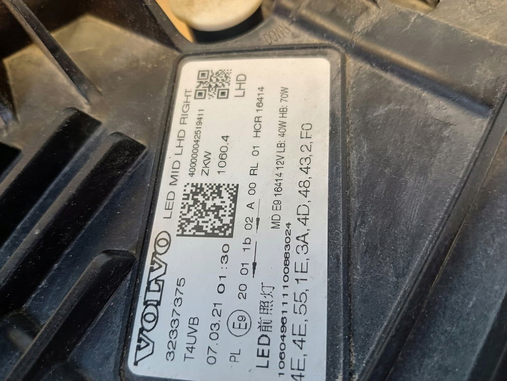 Frontscheinwerfer Volvo Xc60 32342516 LED Ein Satz Scheinwerfer Headlight SCH8403403628tx