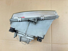 Laden Sie das Bild in den Galerie-Viewer, Frontscheinwerfer Mercedes-Benz Viano MAM74057 Links Scheinwerfer Headlight SCH6237775525um