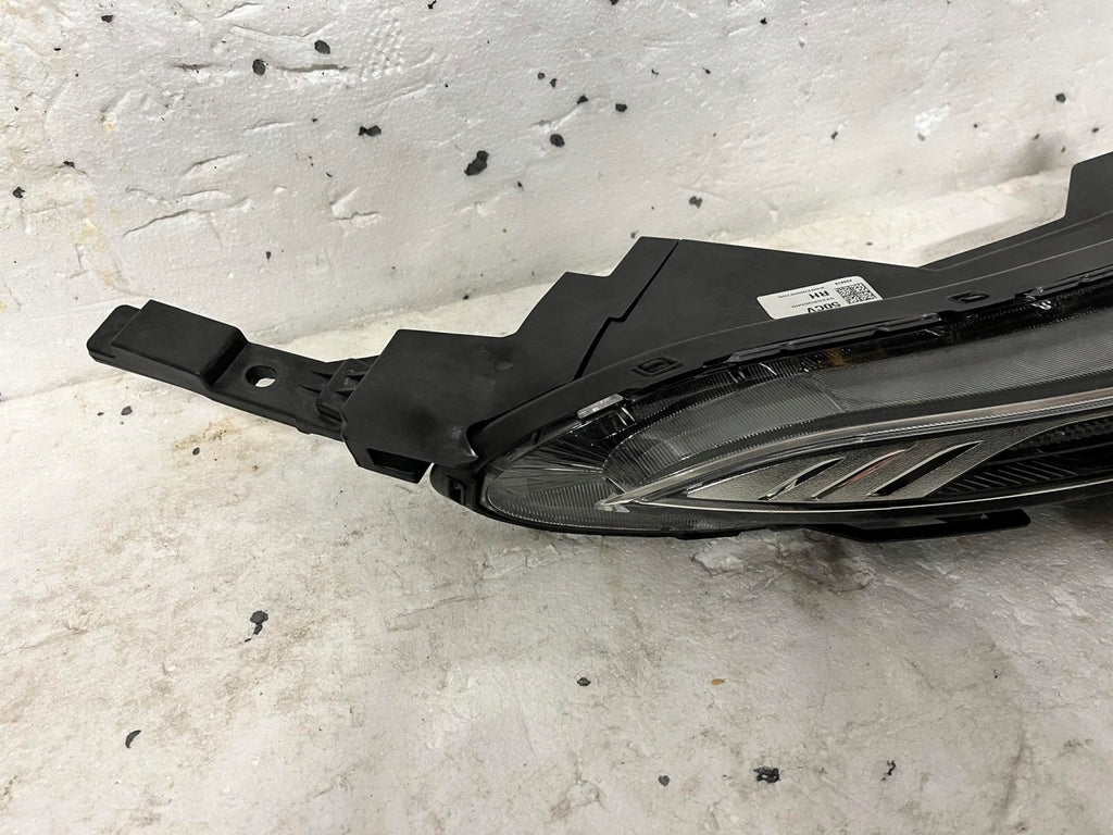 Frontscheinwerfer Hyundai Bayon 92208Q0500 Rechts Scheinwerfer Headlight SCH7479674219ns