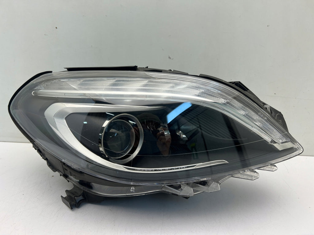 Frontscheinwerfer Mercedes-Benz W246 A2468207861 Xenon Rechts Headlight