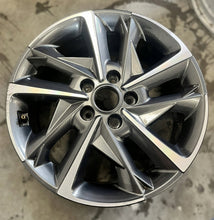 Laden Sie das Bild in den Galerie-Viewer, 1x Alufelge 17 Zoll 7.0" 5x114.3 53ET Glanz Grau 52910-G4700 Hyundai I30 Iii FEL8971258954rr