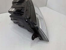 Laden Sie das Bild in den Galerie-Viewer, Frontscheinwerfer VW 7la 7L1941036D 7L1941035D Full LED Rechts oder Links SCH8537122706ev