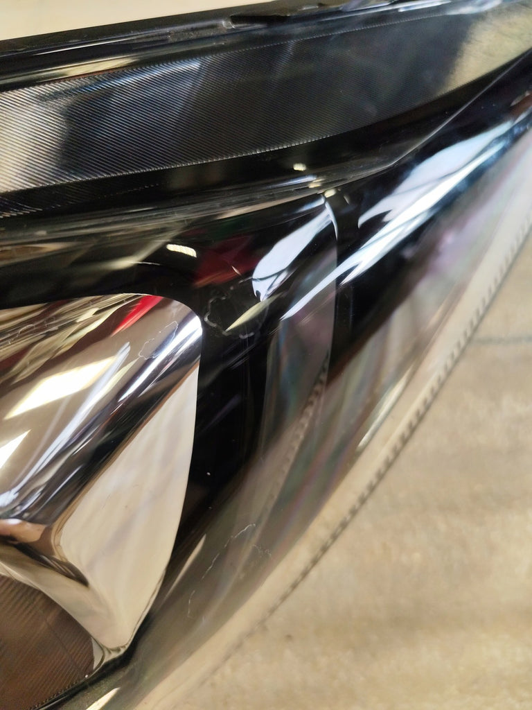 Frontscheinwerfer Ford Fiesta C1BB-13W030-AE Links Scheinwerfer Headlight SCH6037506975bs