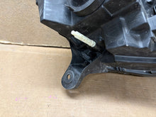 Laden Sie das Bild in den Galerie-Viewer, Frontscheinwerfer Dacia Logan Sandero II 260603795R Links Scheinwerfer Headlight