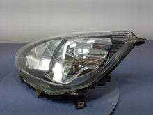 Laden Sie das Bild in den Galerie-Viewer, Frontscheinwerfer Mitsubishi Space Star 8301C193 Links Scheinwerfer Headlight