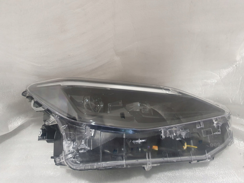 Frontscheinwerfer Toyota Corolla Yaris Cross LED Rechts Scheinwerfer Headlight SCH1339381043mt