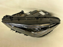 Laden Sie das Bild in den Galerie-Viewer, Frontscheinwerfer Mercedes-Benz Cla A1189066901 LED Rechts oder Links SCH3037180764xl