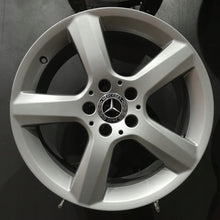 Load image into Gallery viewer, 4x Alufelge 17 Zoll 7.5" 5x112 42ET Silber A1724013602 Mercedes-Benz Slk R172 FEL3829304190pj