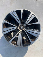 Load image into Gallery viewer, 1x Alufelge 17 Zoll 7.0" 5x108 9677090377 Citroën C4 Picasso Ii Rim Wheel FEL9700450606ws