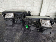 Load image into Gallery viewer, Frontscheinwerfer Iveco I 5801745449 5801745452 Ein Stück (Rechts oder Links) SCH5878872090qr