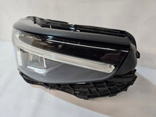 Laden Sie das Bild in den Galerie-Viewer, Frontscheinwerfer Volvo Xc40 32338909 LED Rechts Scheinwerfer Headlight SCH8317533263vc