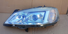 Laden Sie das Bild in den Galerie-Viewer, Frontscheinwerfer Bertone Astra G 24406561 Xenon Links Scheinwerfer Headlight SCH5004876998ou