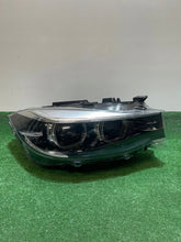Laden Sie das Bild in den Galerie-Viewer, Frontscheinwerfer BMW 3 F34 63117470436 Rechts Scheinwerfer Headlight SCH6545119618hu