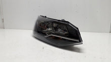 Laden Sie das Bild in den Galerie-Viewer, Frontscheinwerfer VW Polo 2G1941006 Rechts Scheinwerfer Headlight