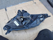 Laden Sie das Bild in den Galerie-Viewer, Frontscheinwerfer Toyota Prius 85122000 Links Scheinwerfer Headlight SCH4063330693fp