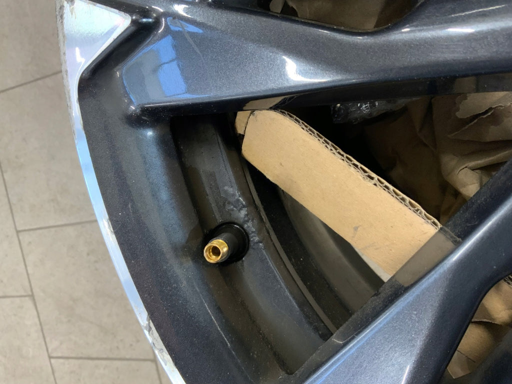 1x Alufelge 18 Zoll 7.5" 4x108 49ET Glanz Schwarz 9811635077 Peugeot 5008 I FEL3112138111vg