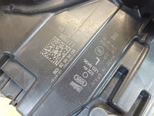 Laden Sie das Bild in den Galerie-Viewer, Frontscheinwerfer Audi Q2 81A941011 Full LED Ein Stück (Rechts oder Links) SCH7923423743ra