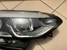 Load image into Gallery viewer, Frontscheinwerfer Renault Megane IV 260102555R LED Rechts Scheinwerfer Headlight