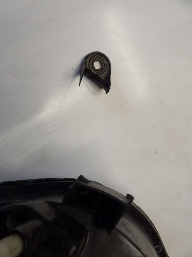 Frontscheinwerfer Dacia Duster 260100156R 260608209R Rechts oder Links