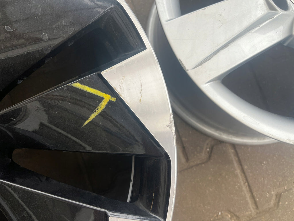1x Alufelge 21 Zoll 8.5" 5x112 40ET Glanz Schwarz 5LA601025L Skoda Enyaq FEL3027635544tr