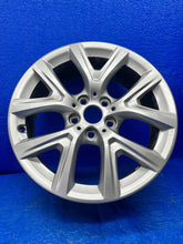 Load image into Gallery viewer, 1x Alufelge 17 Zoll 7.0&quot; 5x112 39ET 6856076 BMW F39 X1 F48 Rim Wheel