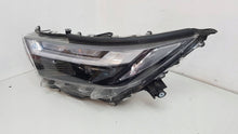 Laden Sie das Bild in den Galerie-Viewer, Frontscheinwerfer Toyota Rav 4 KUI6525 Links Scheinwerfer Headlight SCH3864716973pa