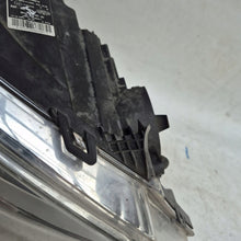 Laden Sie das Bild in den Galerie-Viewer, Frontscheinwerfer Ford Transit Custom BK21-13D152-BJ Rechts Headlight SCH9949658280ts