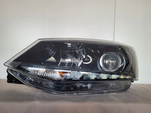 Load image into Gallery viewer, Frontscheinwerfer Skoda Fabia III 6V1941015B Links Scheinwerfer Headlight SCH8402048284pu