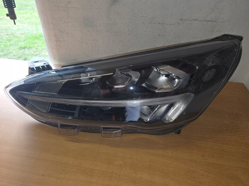 Frontscheinwerfer Ford Focus JX7B-13E015-CE LED Links Scheinwerfer Headlight SCH8784770808pk